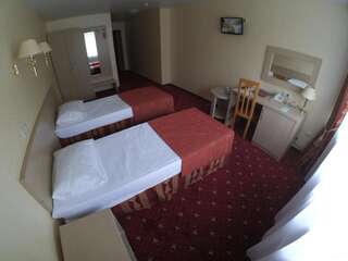 Гостиница AMAKS Юбилейная Тольятти Тольятти Двухместный номер с 1 кроватью или 2 отдельными кроватями AMAKS-1